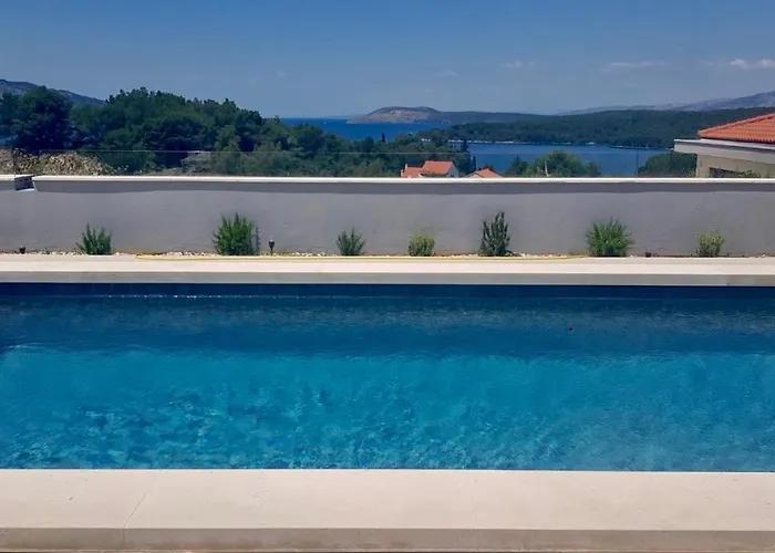 Villa Bay View